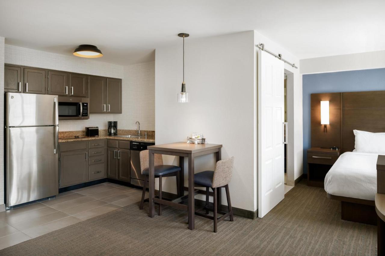 Residence Inn Плезантон Екстер'єр фото