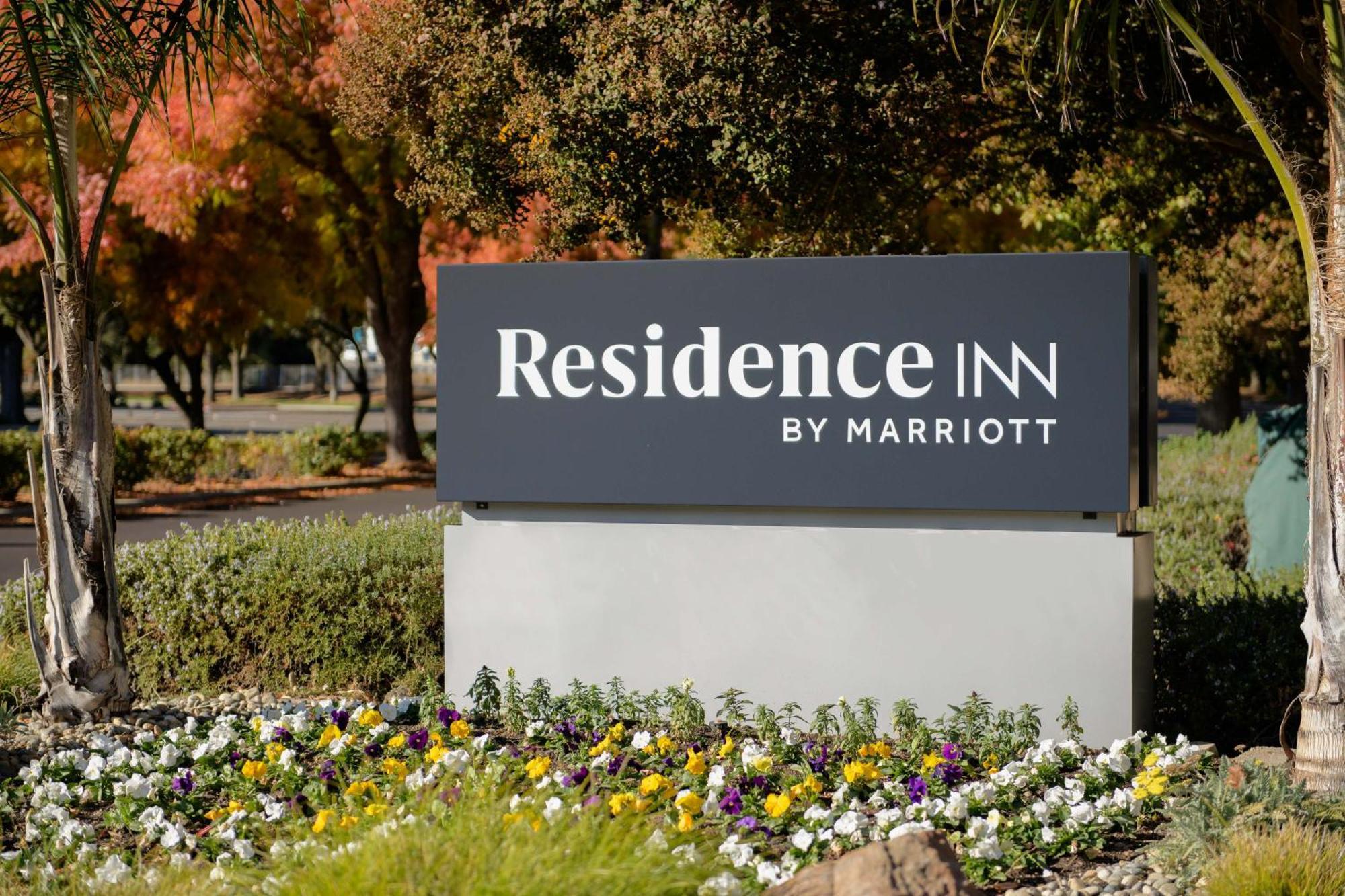 Residence Inn Плезантон Екстер'єр фото